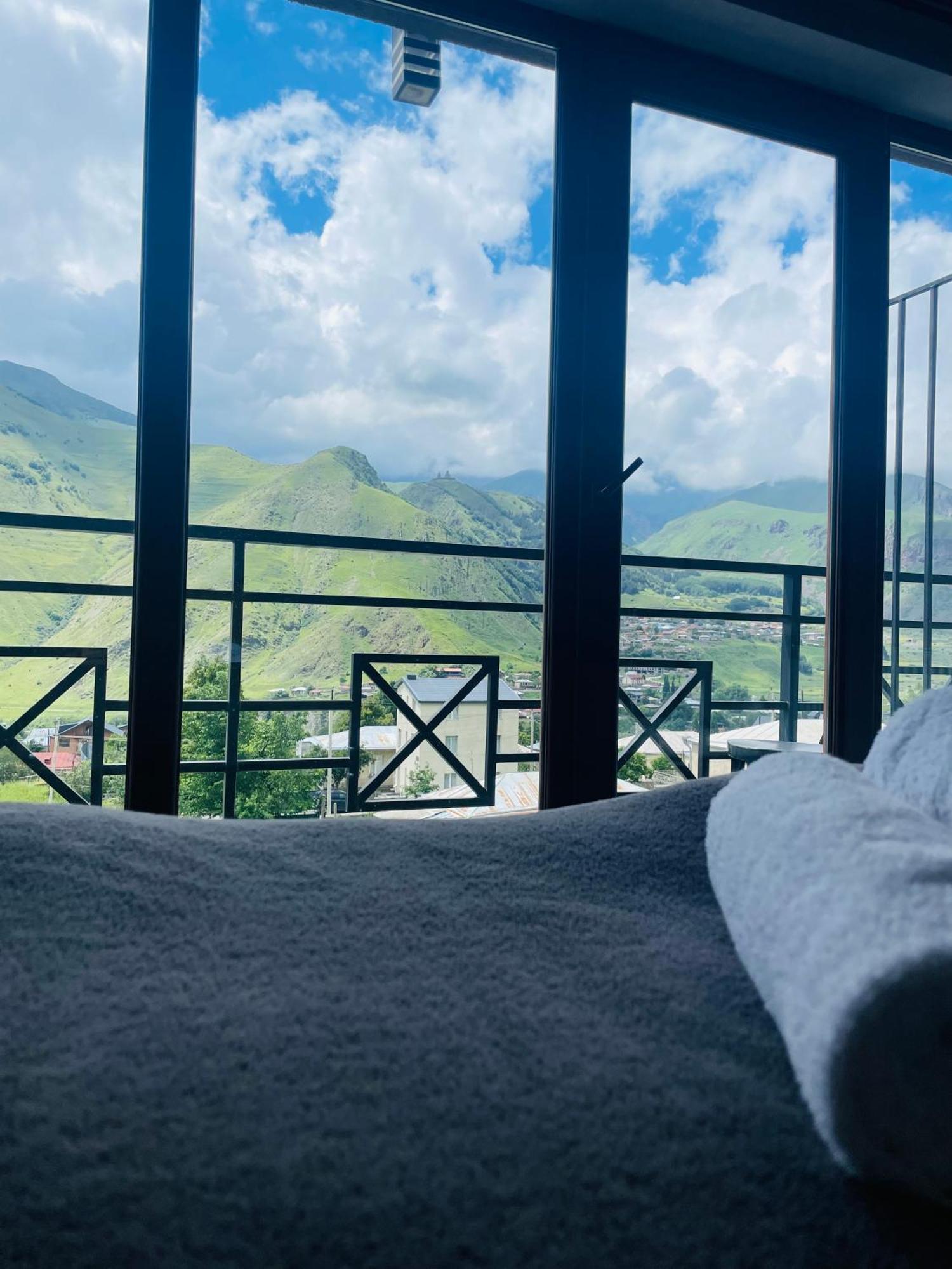 Chemodann Kazbegi Zimmer foto