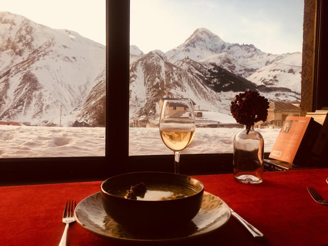 Chemodann Kazbegi Exterior foto